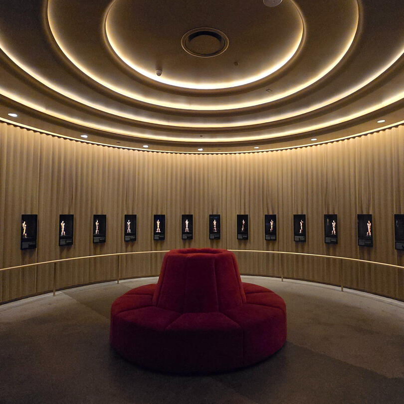 branding by henn branding by henn